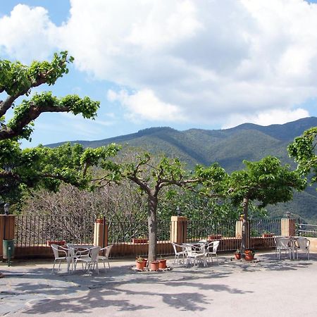 Hostal Montserrat Montseny Kültér fotó
