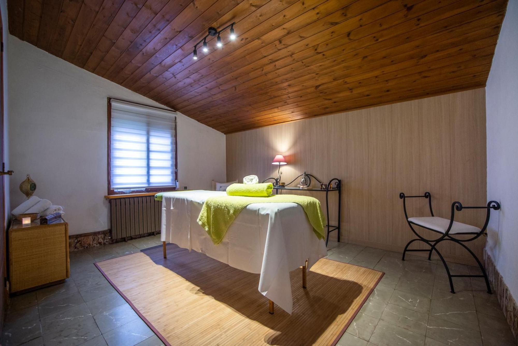Hostal Montserrat Montseny Kültér fotó