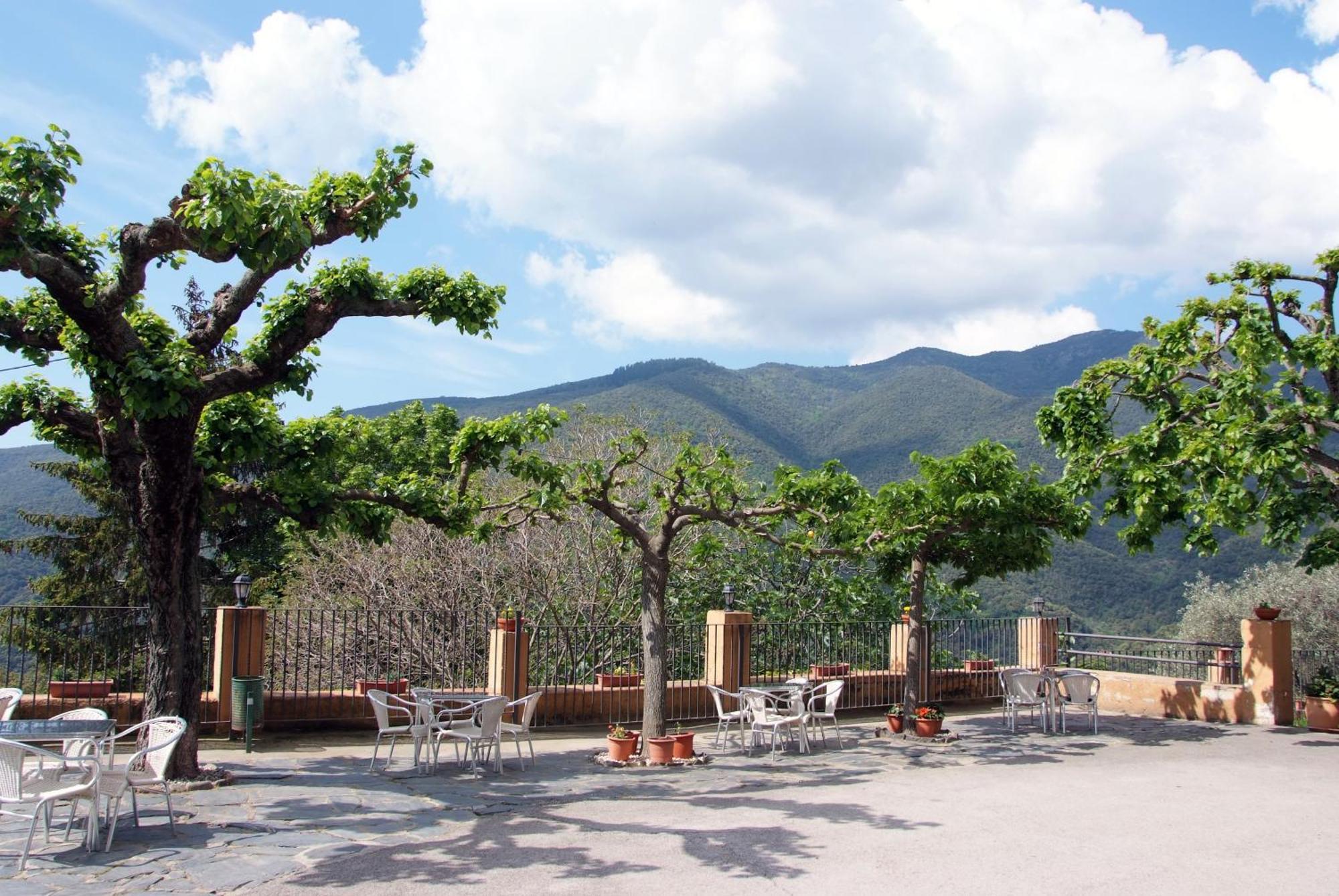 Hostal Montserrat Montseny Kültér fotó