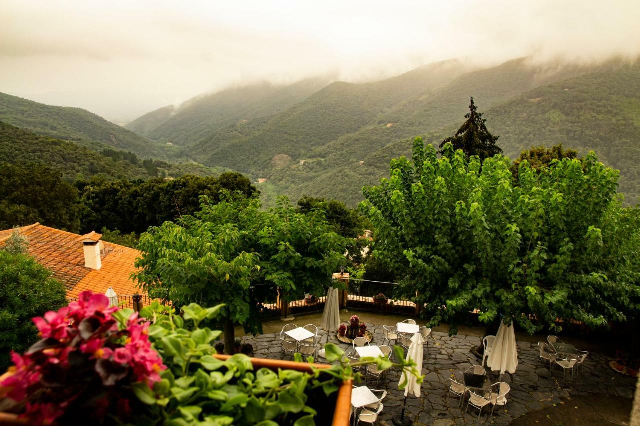 Hostal Montserrat Montseny Kültér fotó