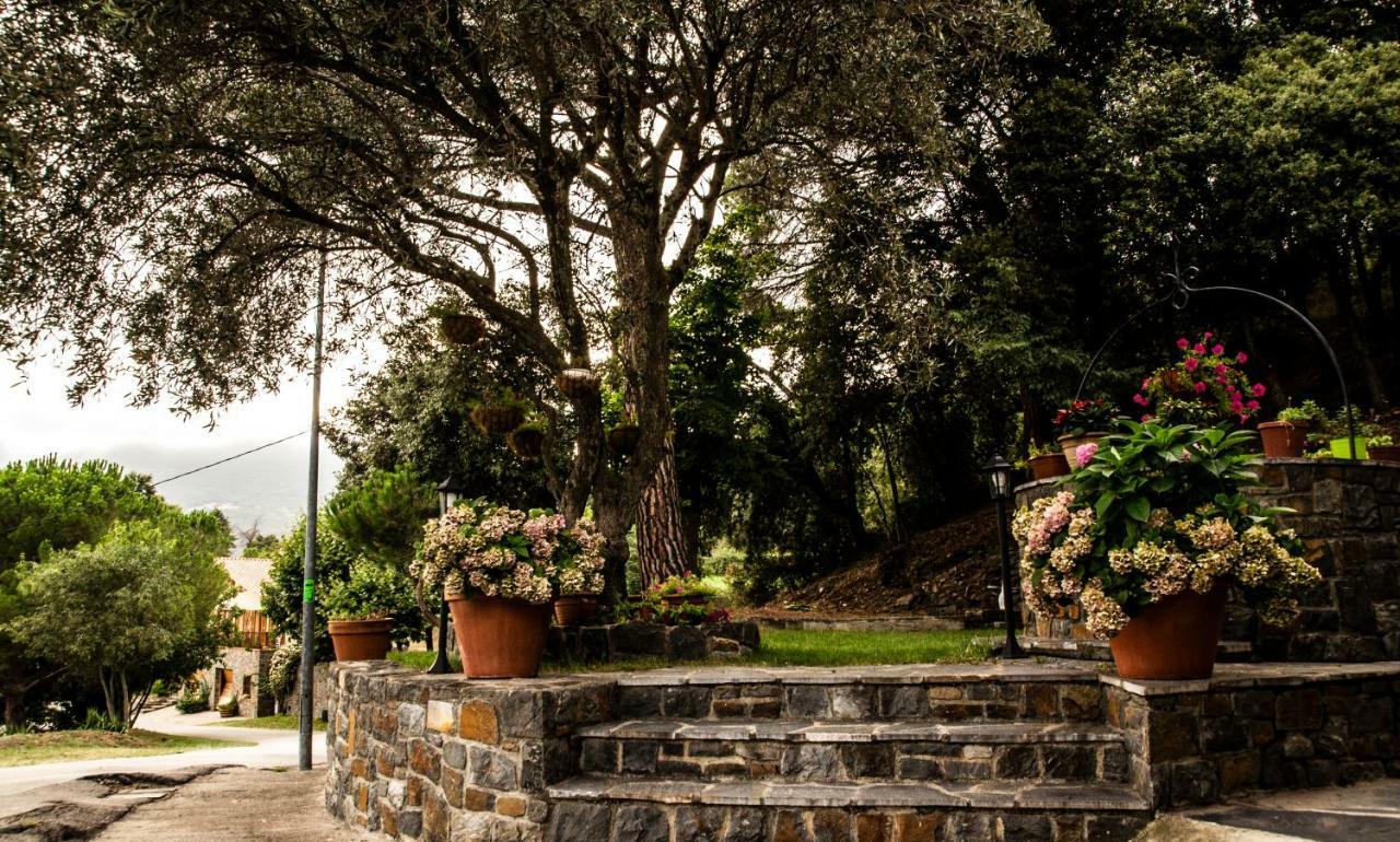 Hostal Montserrat Montseny Kültér fotó